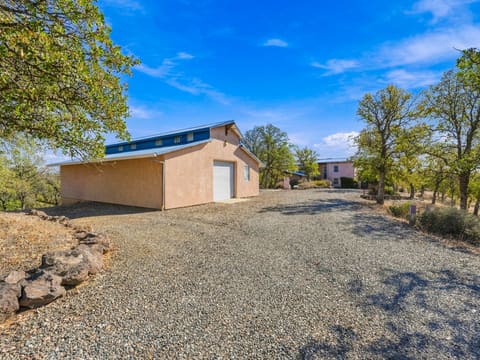 Photograph 4 of 18221 Quail Ridge Rd