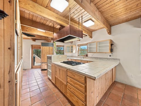 Photograph 13 of 18221 Quail Ridge Rd